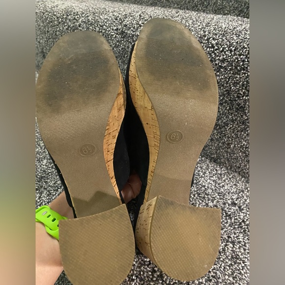 Universal thread platform sandals - Picture 4 of 4